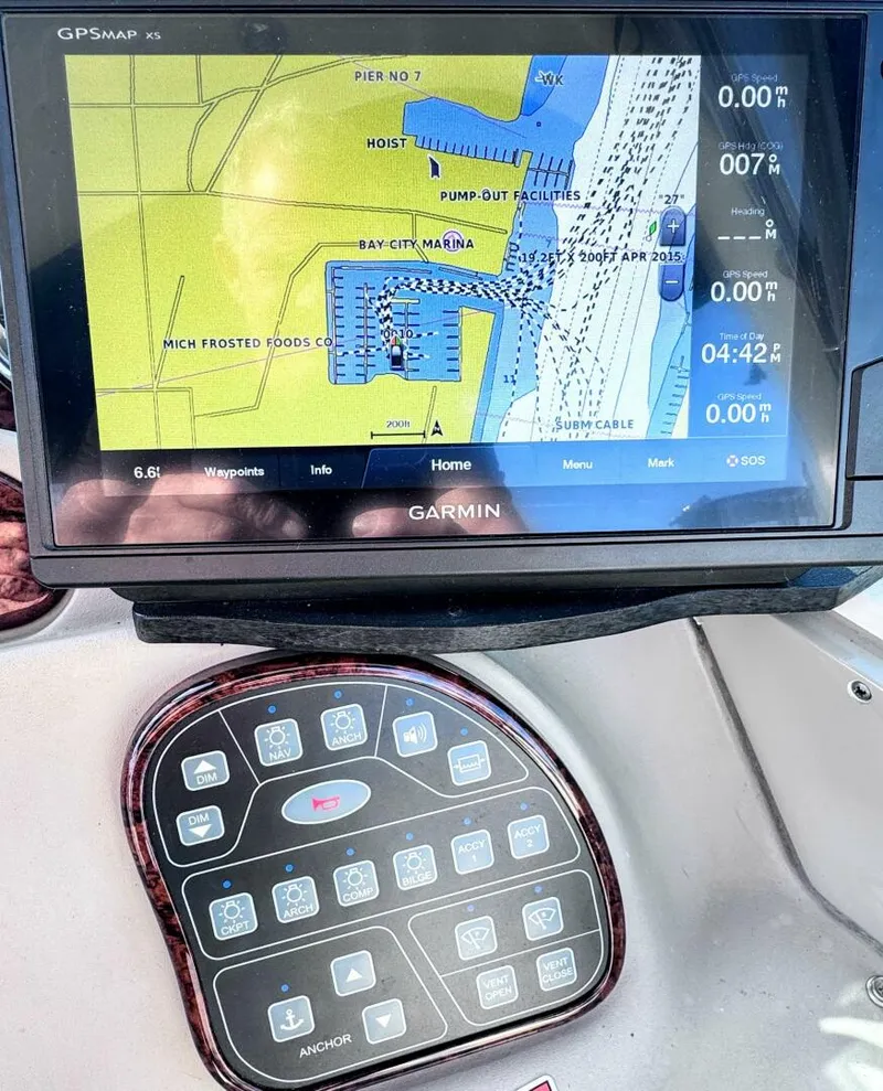 Slide: The Image of Sea Ray 280 Sundancer 2008 - 5700241