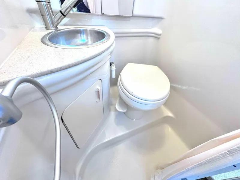 Slide: The Image of Sea Ray 280 Sundancer 2008 - 5700261