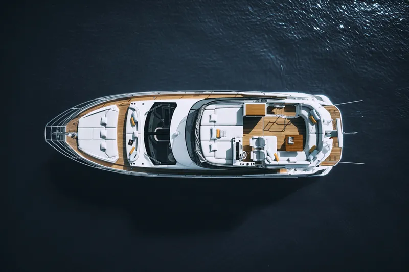 Slide: The Image of Azimut Fly 53 2026 - 5700301