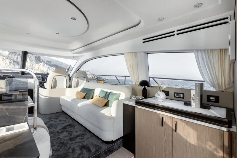 Slide: The Image of Azimut Fly 53 2026 - 5721644