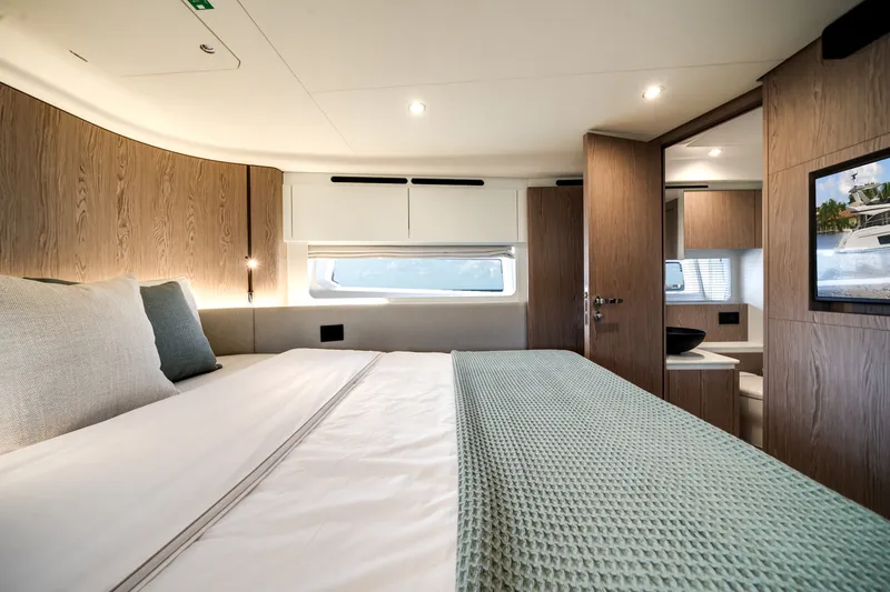 Slide: The Image of Azimut Fly 53 2026 - 5721686