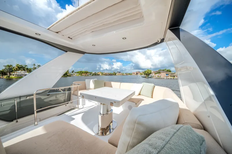 Slide: The Image of Azimut Fly 53 2026 - 5721694