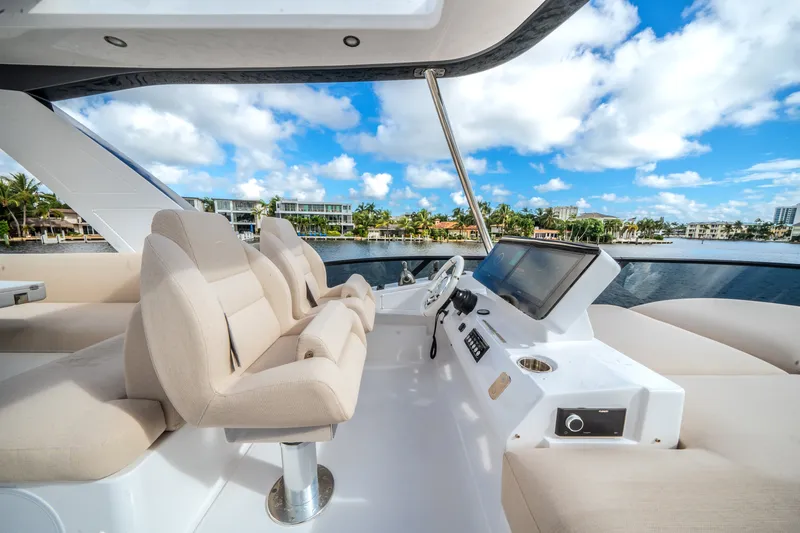 Slide: The Image of Azimut Fly 53 2026 - 5721696