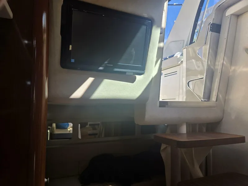 Slide: The Image of Sea Ray 330 Sundancer 2010 - 5700516