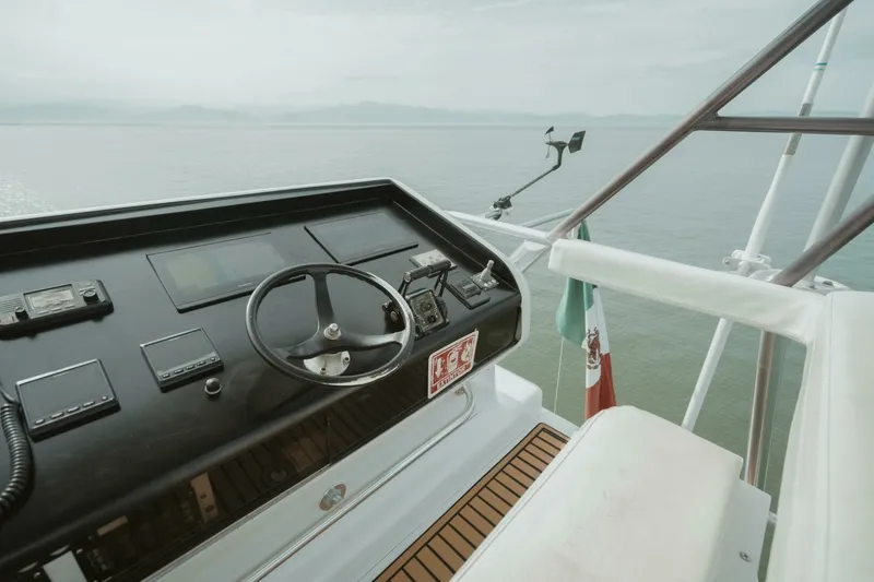 Slide: The Image of 1996 87 Oceanfast Enclosed Bridge Sportfish - Aussie Rules - 6409150