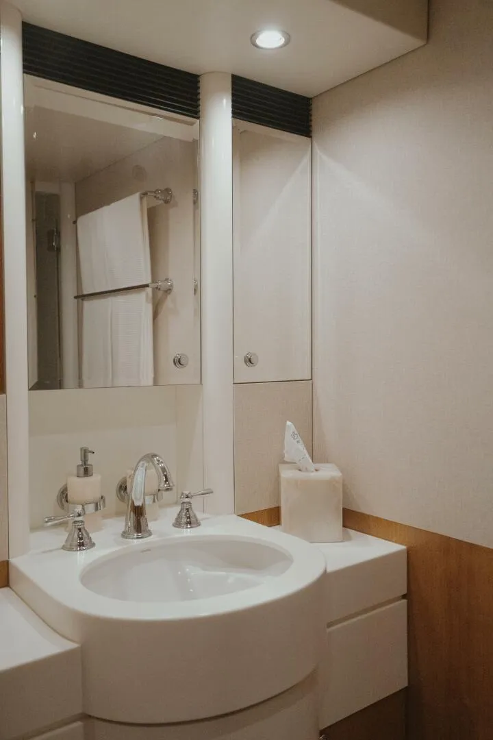 Slide: The Image of 1996 87 Oceanfast Enclosed Bridge Sportfish - Aussie Rules - 5704349