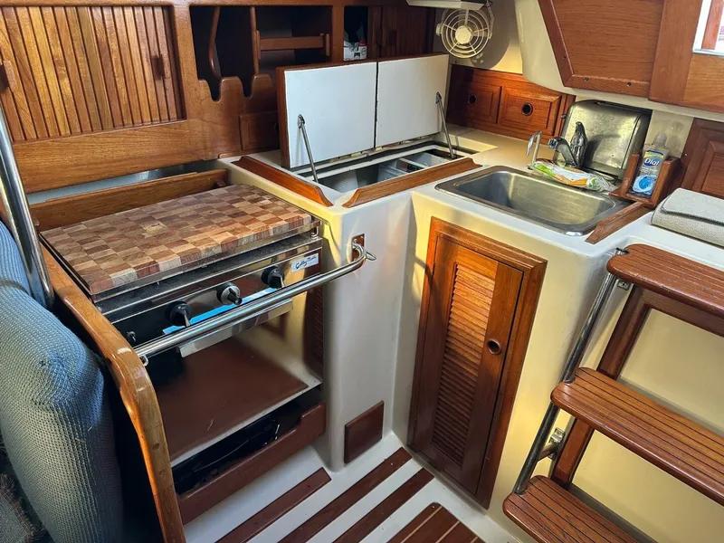 Slide: The Image of Endeavour 33 1985 - 5700917