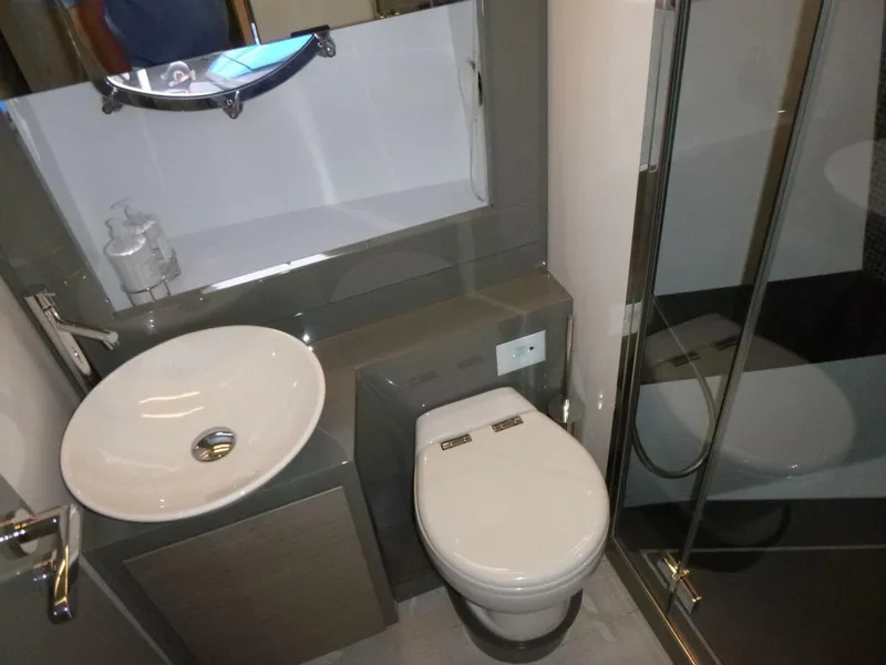 Slide: The Image of Pershing 62 2020 - 5812088