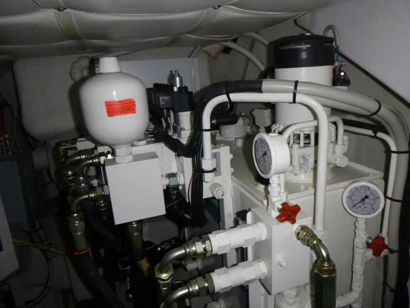 Slide: The Image of Pershing 62 2020 - 5812140