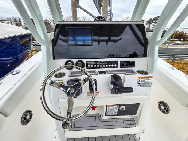 Slide: The Image of Sea Fox 228 Commander 2026 - 5800977