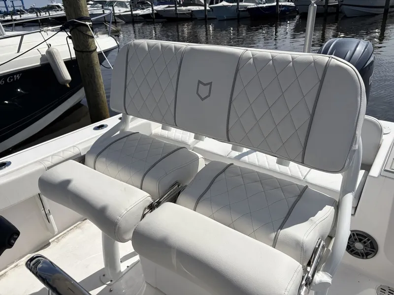 Slide: The Image of Sea Fox 228 Commander 2026 - 7147287