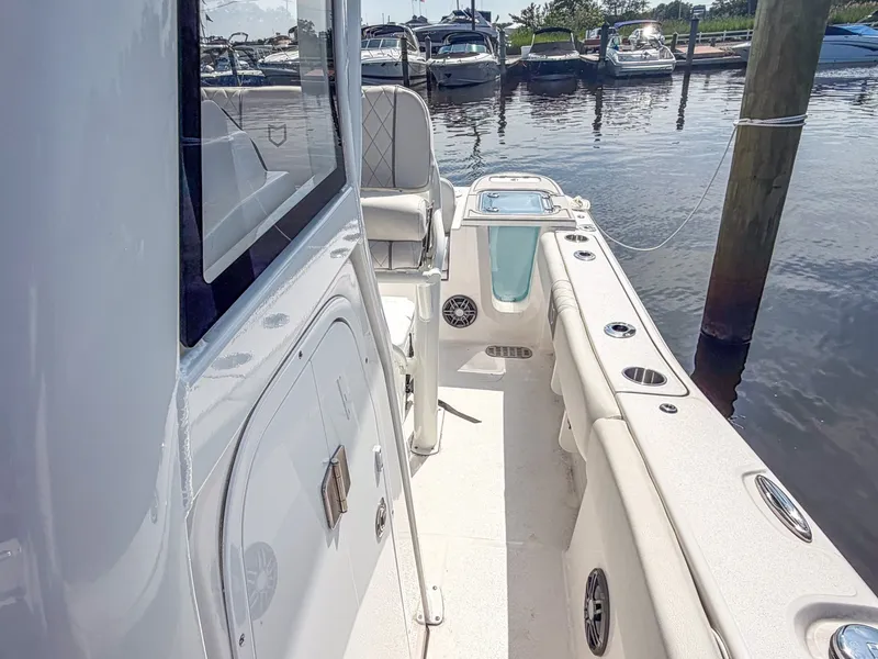 Slide: The Image of Sea Fox 228 Commander 2026 - 7288736