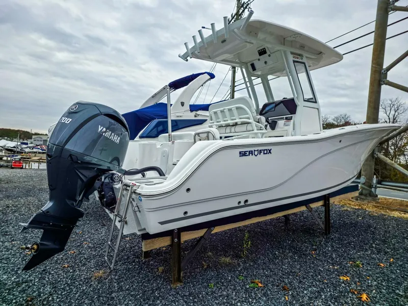 Slide: The Image of Sea Fox 228 Commander 2026 - 5800966