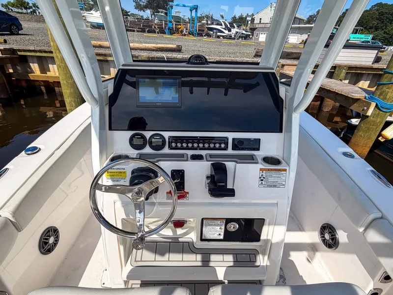 Slide: The Image of Sea Fox 228 Commander 2026 - 7288729