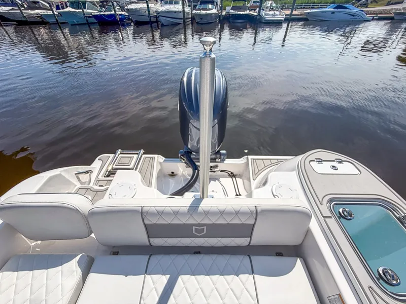 Slide: The Image of Sea Fox 228 Commander 2026 - 7288731