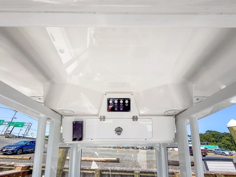 Slide: The Image of Sea Fox 228 Commander 2026 - 7288730