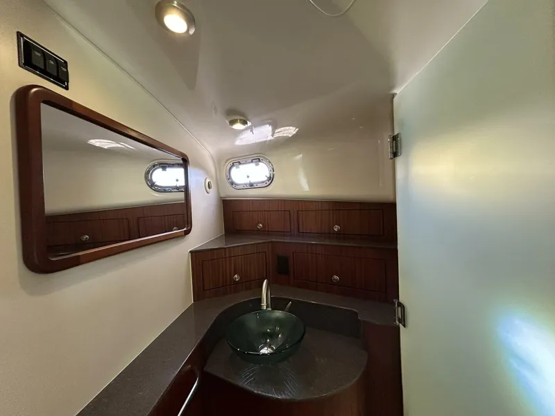 Slide: The Image of Pursuit OS 385 Offshore 2014 - 5814437