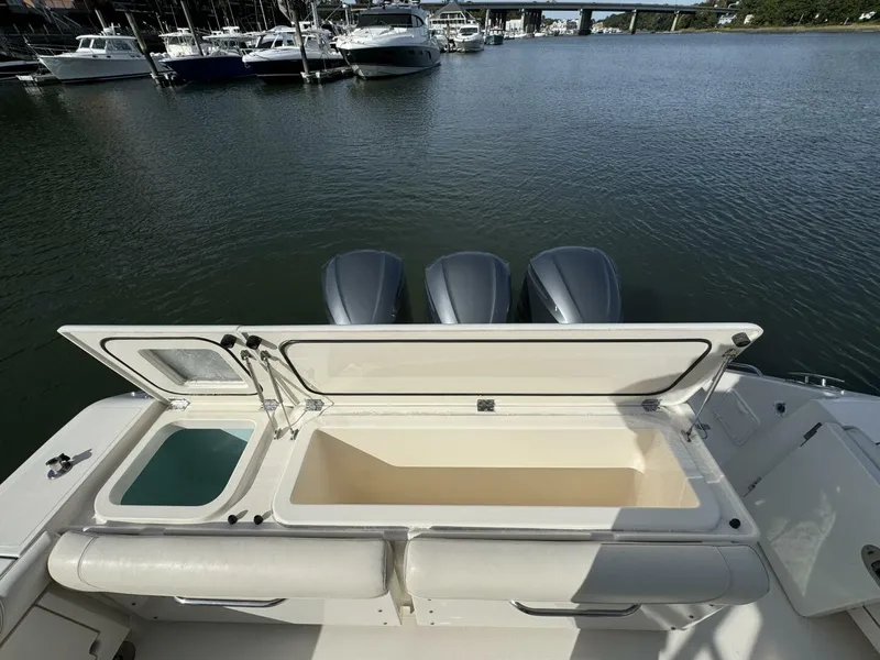 Slide: The Image of Pursuit OS 385 Offshore 2014 - 5701244