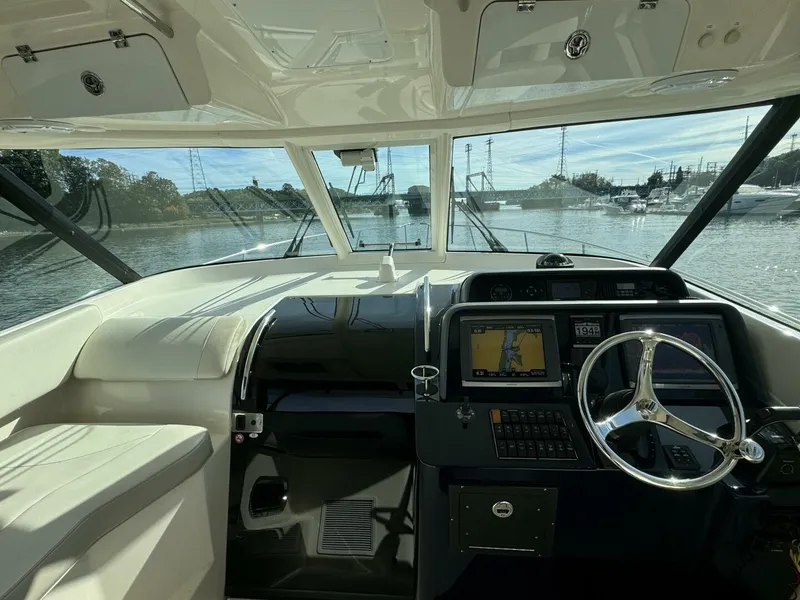 Slide: The Image of Pursuit OS 385 Offshore 2014 - 5701238