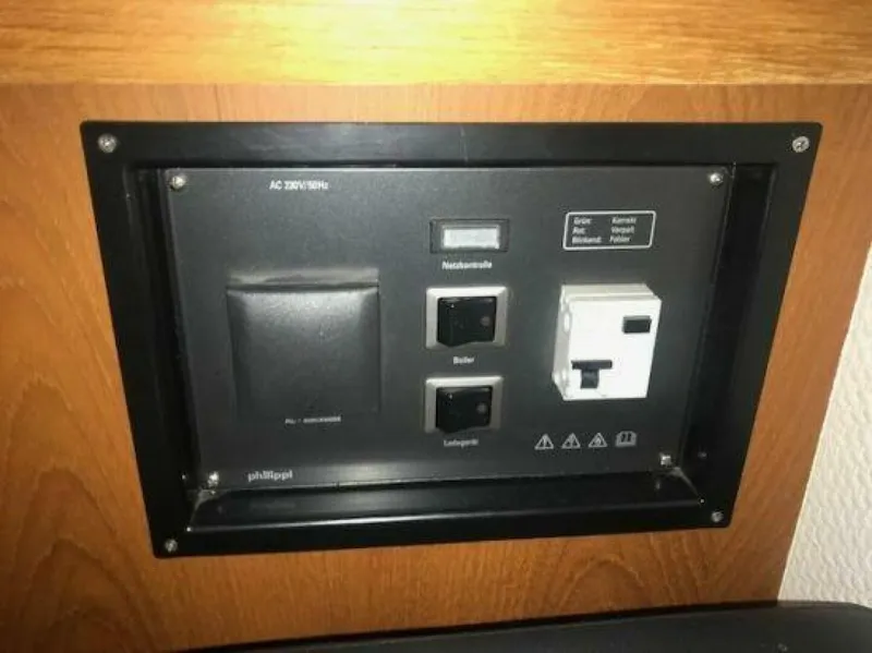 Slide: The Image of Kalik 44 1986 - 5701633