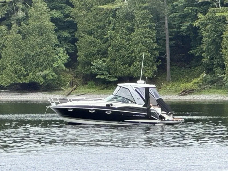 The Image of Monterey 35 2012 - 5701845