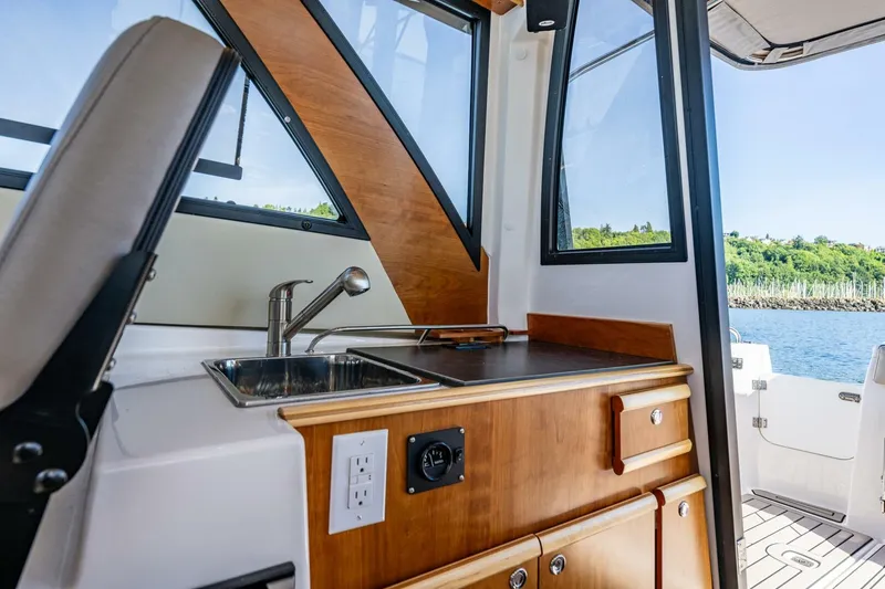 Slide: The Image of Cutwater 30 2024 - 5707231