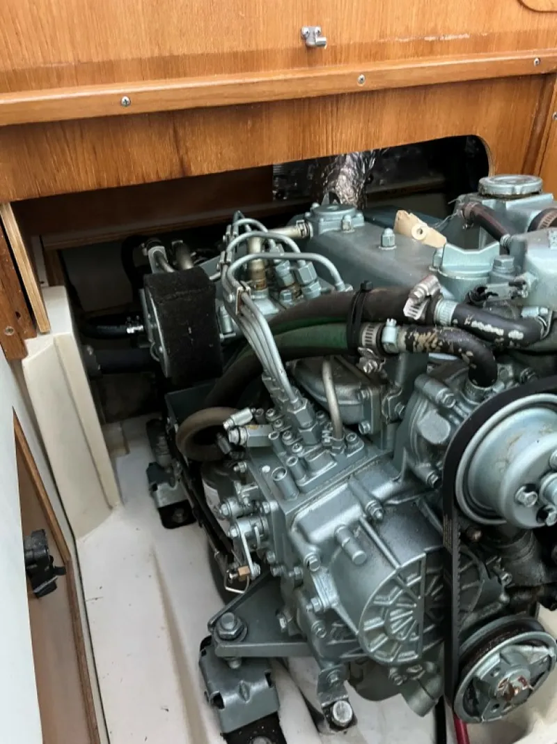 Slide: The Image of Used Sail Monohull for sale 2005 Catalina 36 MkII - ESCAPADE - 5703668