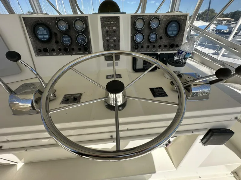 Slide: The Image of Viking 48 1989 - 5703741