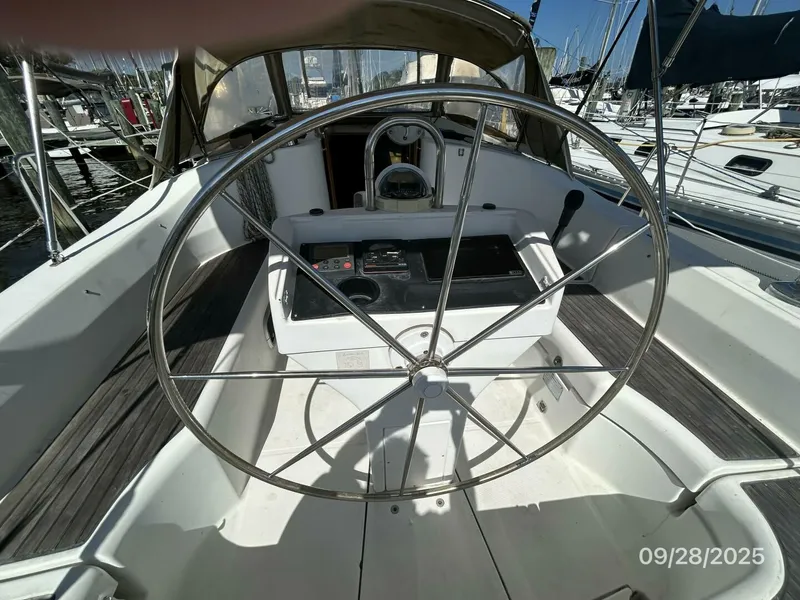 Slide: The Image of 38' Beneteau cockpit helm1 - 5703723