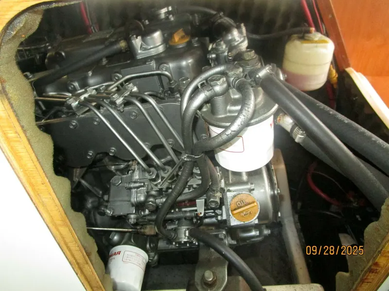 Slide: The Image of 38' Beneteau auxiliary access2 - 5703716