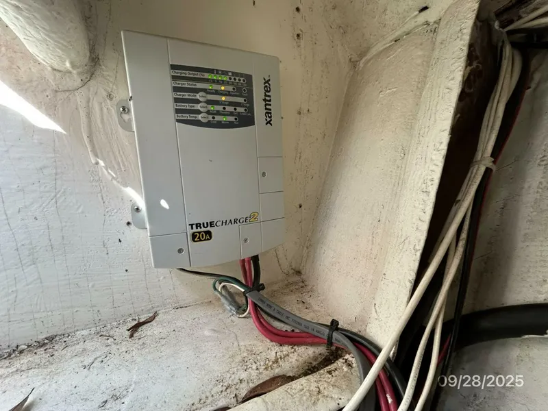 Slide: The Image of 38' Beneteau battery charger - 5703717