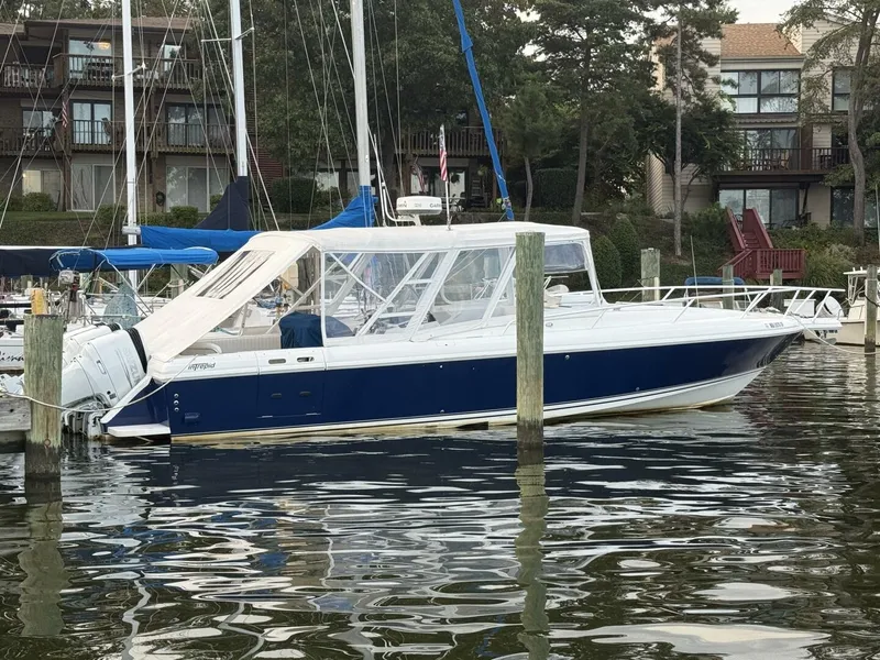 The Image of Intrepid 356 Cuddy 2000 - 5710971