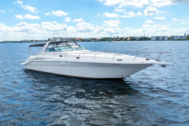 Slide: The Image of Sea Ray 45 1998 - 5704128