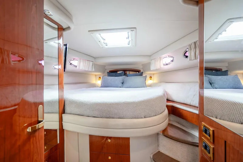 Slide: The Image of Sea Ray 45 1998 - 5704130