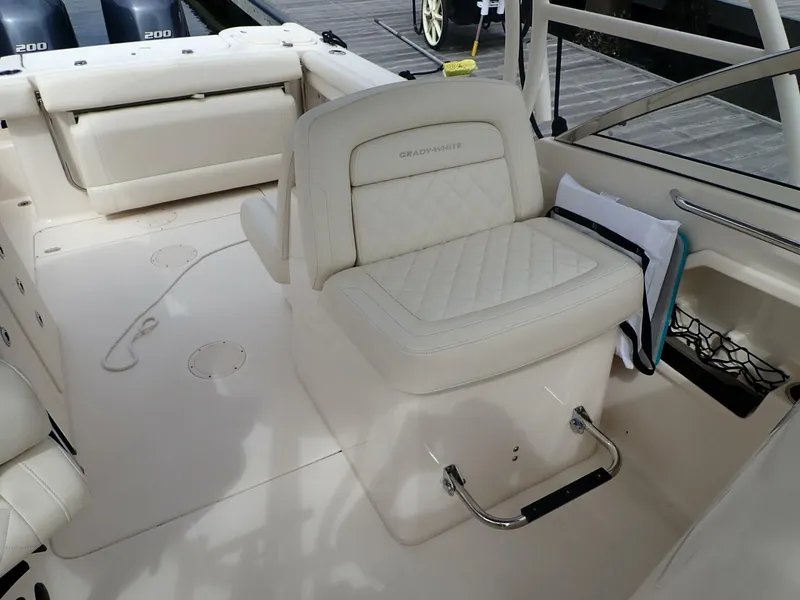 Slide: The Image of Grady-White 275 2021 - 5704850