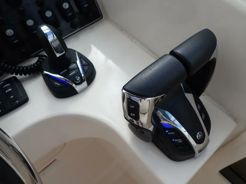 Slide: The Image of Grady-White 275 2021 - 5704879