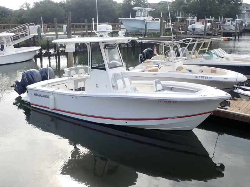 The Image of Regulator Marine 23CC 2020 - 5704934