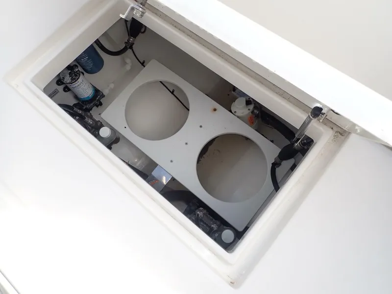 Slide: The Image of Regulator Marine 23CC 2020 - 5704988