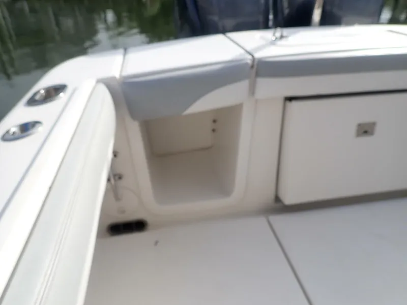 Slide: The Image of Regulator Marine 23CC 2020 - 5704994