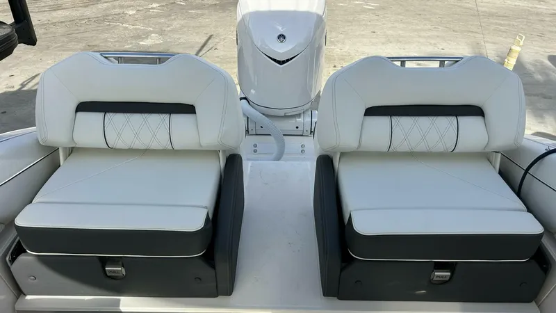 Slide: The Image of 2026 Regal 26 LX6 - Aft Seating - 5724306