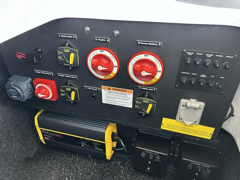 Slide: The Image of 2026 Regal 26 LX6 - Controls - 5719471