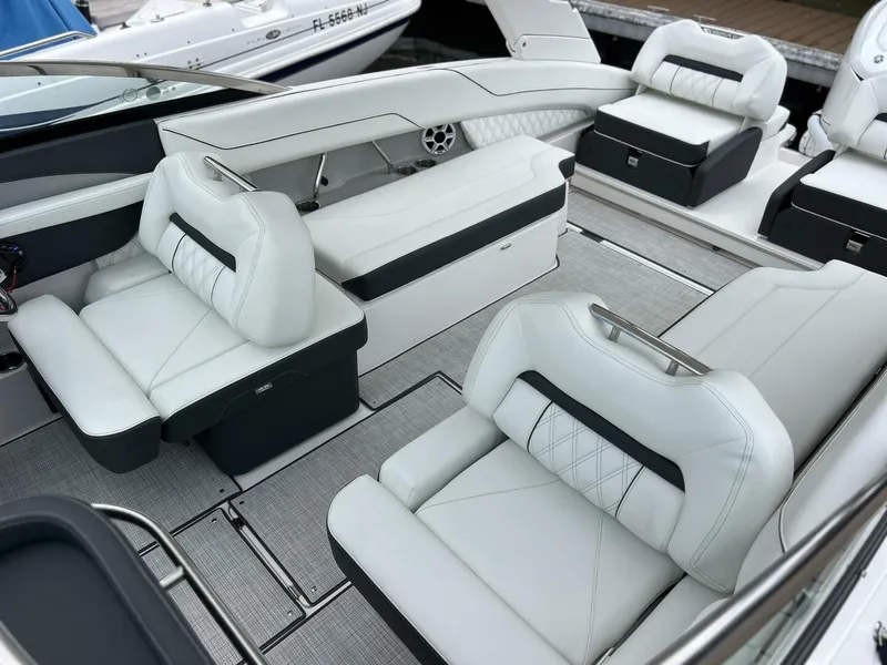 Slide: The Image of 2026 Regal 26 LX6 - Cockpit - 5719492