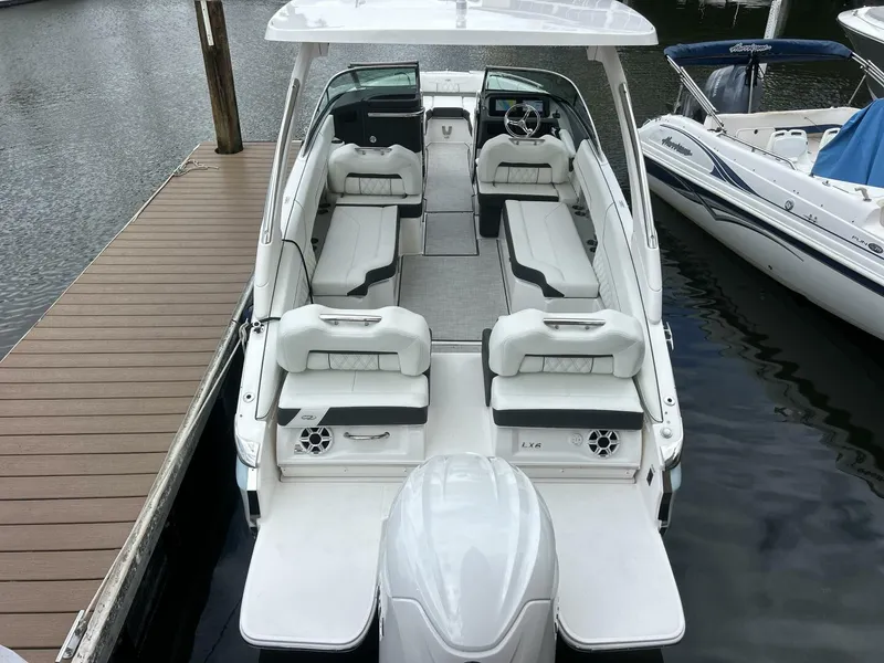 Slide: The Image of 2026 Regal 26 LX6 - Stern - 5719480