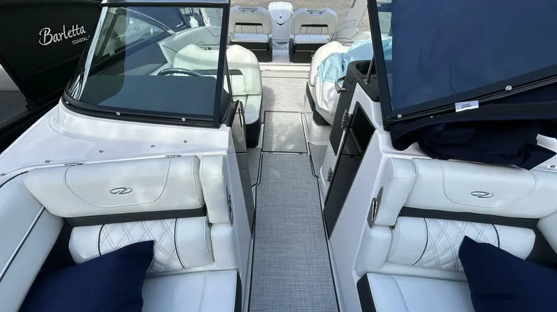 Slide: The Image of 2026 Regal 26 LX6 - Bow - 5724309