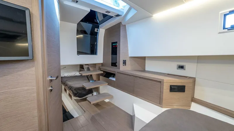 Slide: The Image of Pardo 38 2025 - 5705235