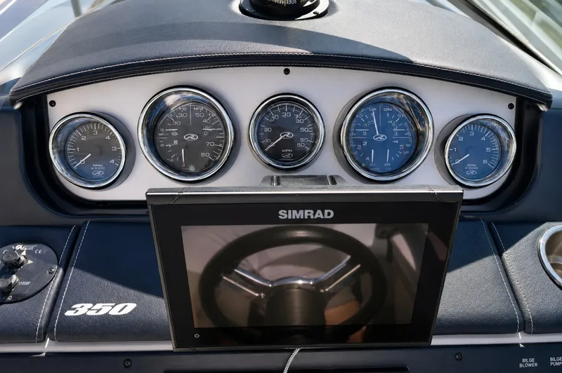 Slide: The Image of Sea Ray Sundancer 350 2014 - 6654211