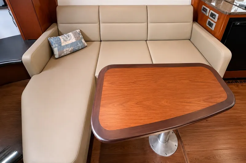 Slide: The Image of Sea Ray Sundancer 350 2014 - 6654212
