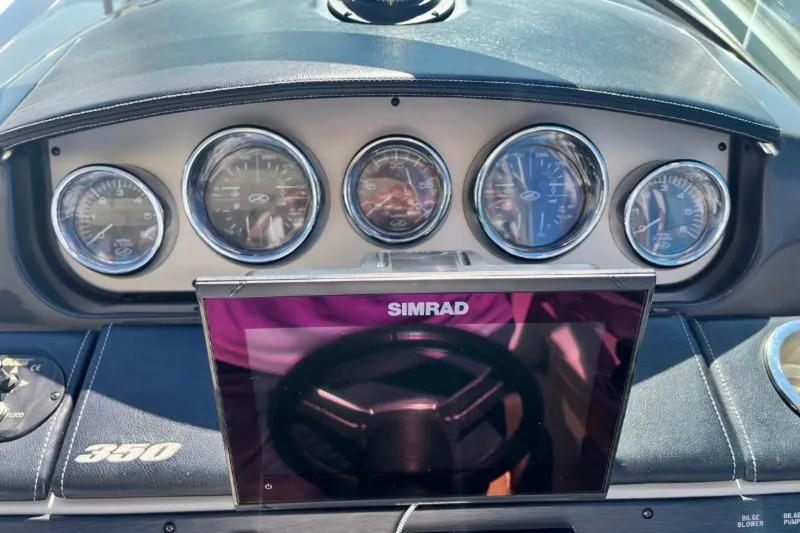 Slide: The Image of Sea Ray Sundancer 350 2014 - 5706479