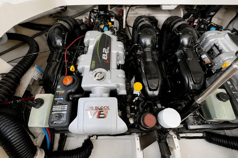 Slide: The Image of Sea Ray Sundancer 350 2014 - 6654227