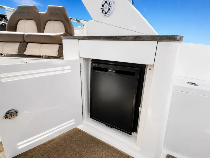 Slide: The Image of Sea Ray Sundancer 350 2014 - 6654238